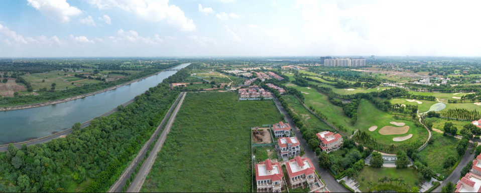 The Storeys Golf Coast image 2